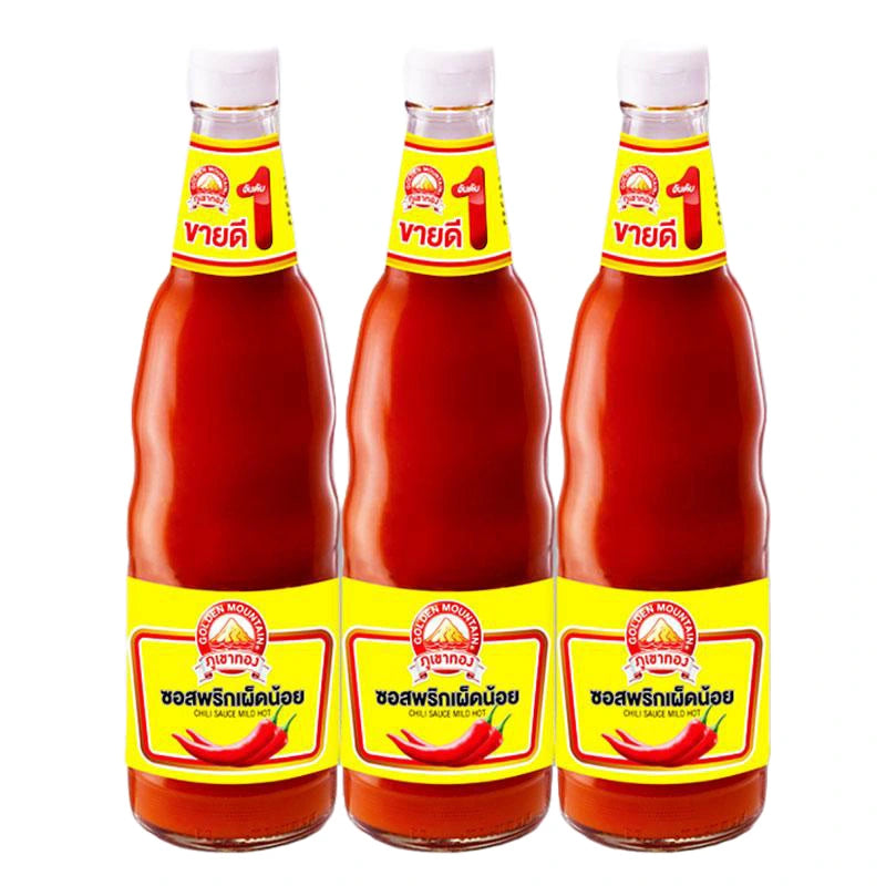 Golden Mountain Chili Sauce 680g bottle, featuring vibrant red chili peppers and golden label, for flavorful Asian cuisine.