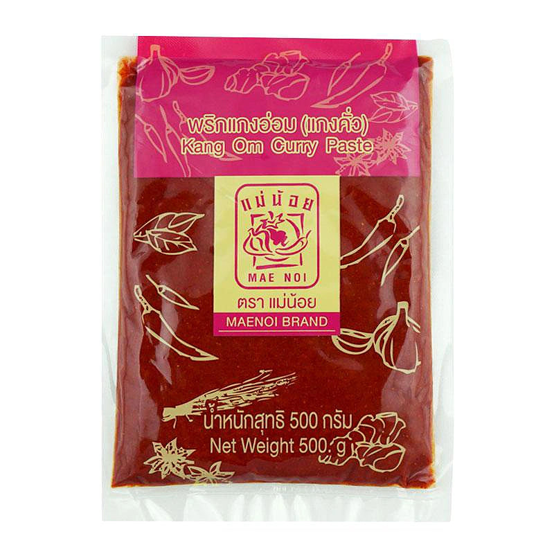MAE NOI Kang Om Curry Paste in 500g jar, showcasing the vibrant red and aromatic spice blend of Thai curry paste.