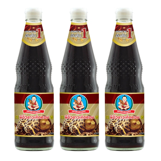 DEK SOM BOON Mushroom Soy Sauce 700 ml bottle, showcasing the dark, rich liquid in a clear plastic container.