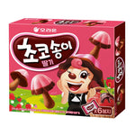 Orion Choco Boy Strawberry 216g dry grocery package showing chocolate-coated strawberry-flavored treats in a colorful bag.