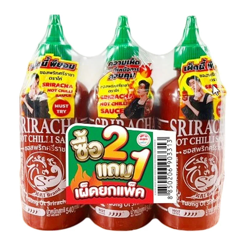 KAI BRAND Sriracha Hot Chilli Sauce 540g bottle, featuring vibrant red chili sauce with a squeeze nozzle for easy use.
