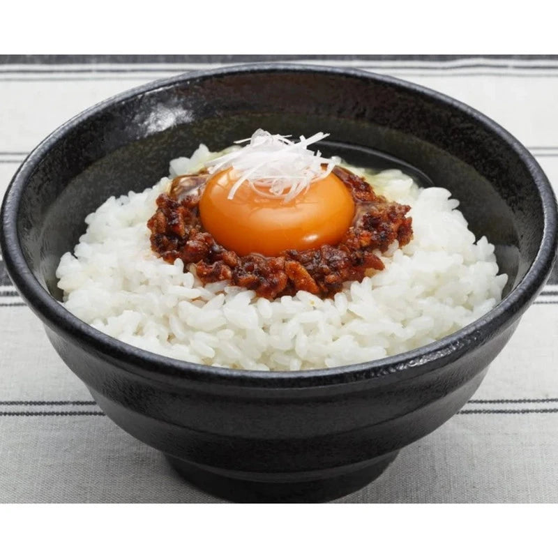Momoya Taberu Layu Chili Oil With Rapeseed And Fried Garlic