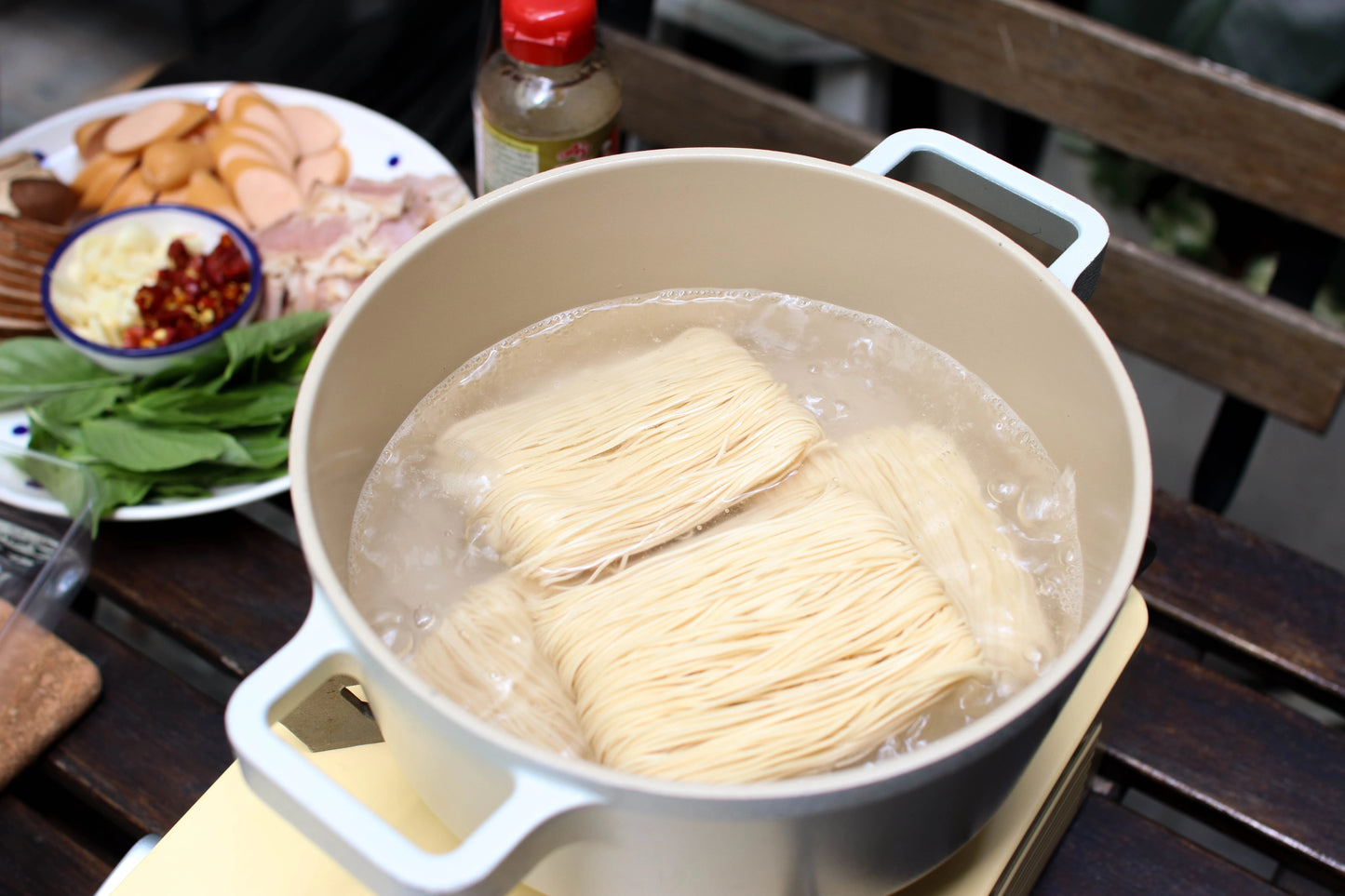 Rabbit Brand Hong Kong Style Noodles 500g