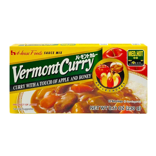 House Vermont Curry Medium Hot 230g box with colorful curry sauce and vegetables, ready to serve.