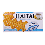 Haitai Original Cracker from Haitai, a crispy confectionery snack in a colorful package, ready to enjoy.