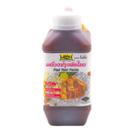 Lobo Pad Thai Paste 1.18kg in a jar, showcasing the thick, dark Thai-style curry paste ideal for Pad Thai cooking.