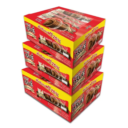 GRINNY CHOCOLATE COATED SNACK FILLED WITH CHOCOLATE CREAM . (BOX