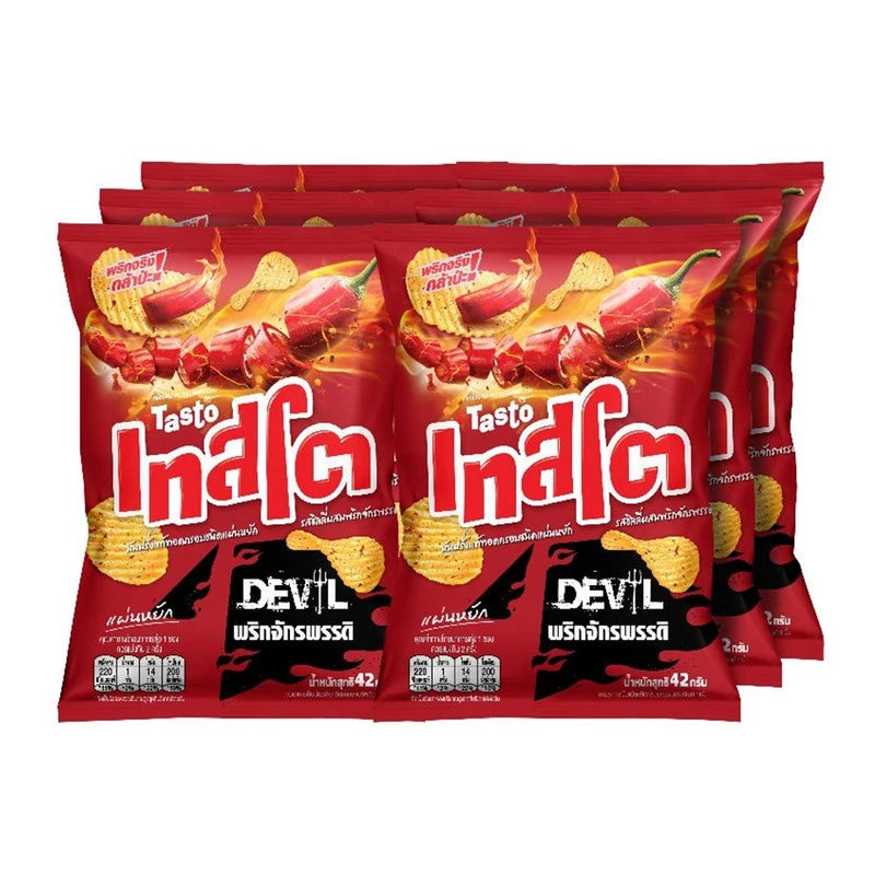 TASTO Crispy Potato Chips with fiery Devil Chilli and Emperor Chili flavor, 42g bag, stacked in a row.