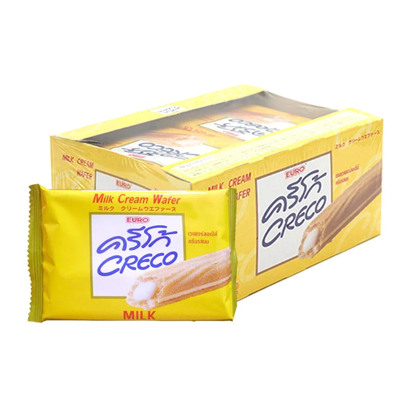 CRECO Wafer Milk snack, 18g each, 12 pieces, crispy wafer filled with milk flavor, packed in a box.