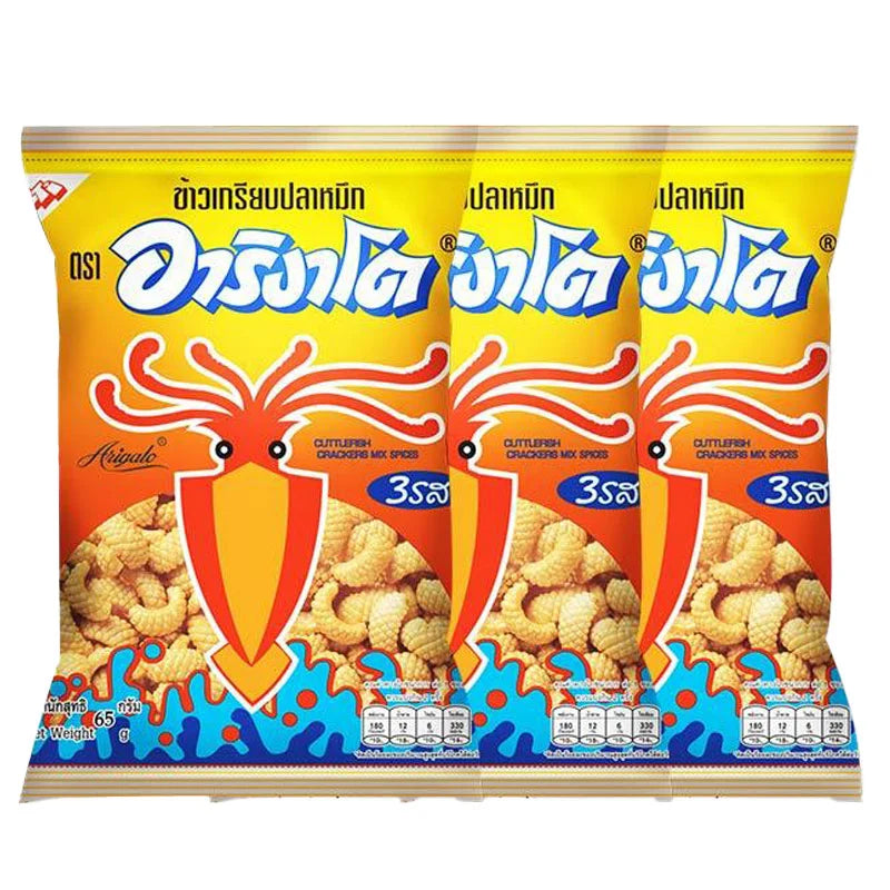 ARIGATO Cuttlefish Cracker 65g package, snack with crunchy texture and savory flavor, shown in a clear image.