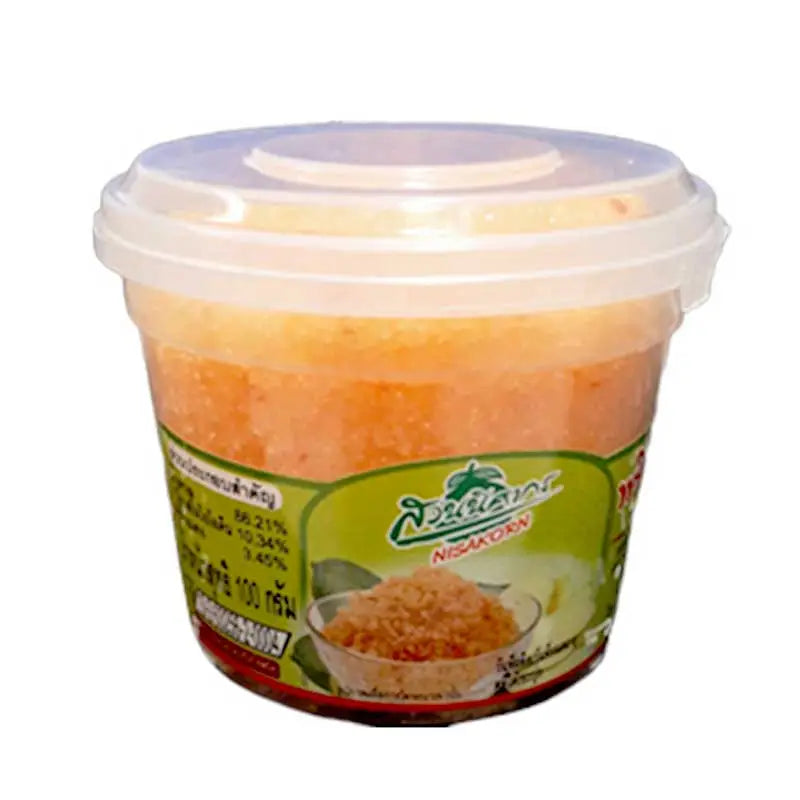 MAKRO mixed dipping salt with plum flavor, featuring a colorful bowl of salt crystals and dried plum pieces for seasoning and snacking.