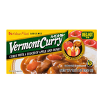 House Vermont Curry Medium Hot in a grocery jar, showcasing the flavorful curry sauce with a rich, medium hot spice level.