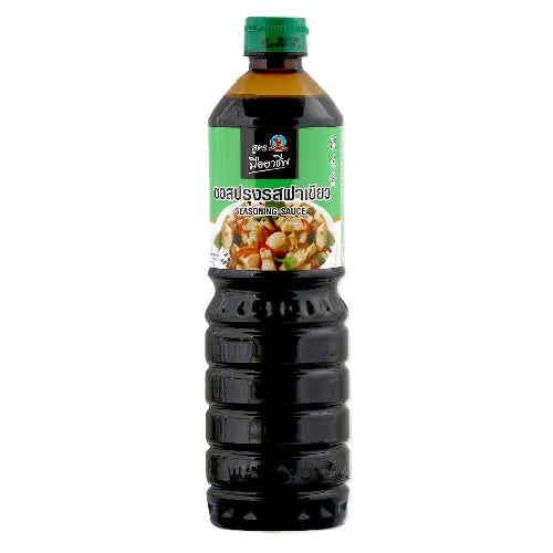 Deksomboon seasoning sauce with green cap in a 950 ml bottle, ideal for enhancing the flavor of various dishes.