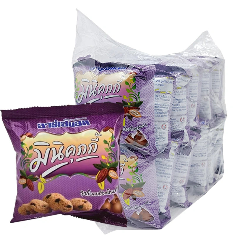 ARSENAL Chocolate Chip Cookies, 18g each, 12-pack, showing crispy cookies with chocolate chips in a clear package.